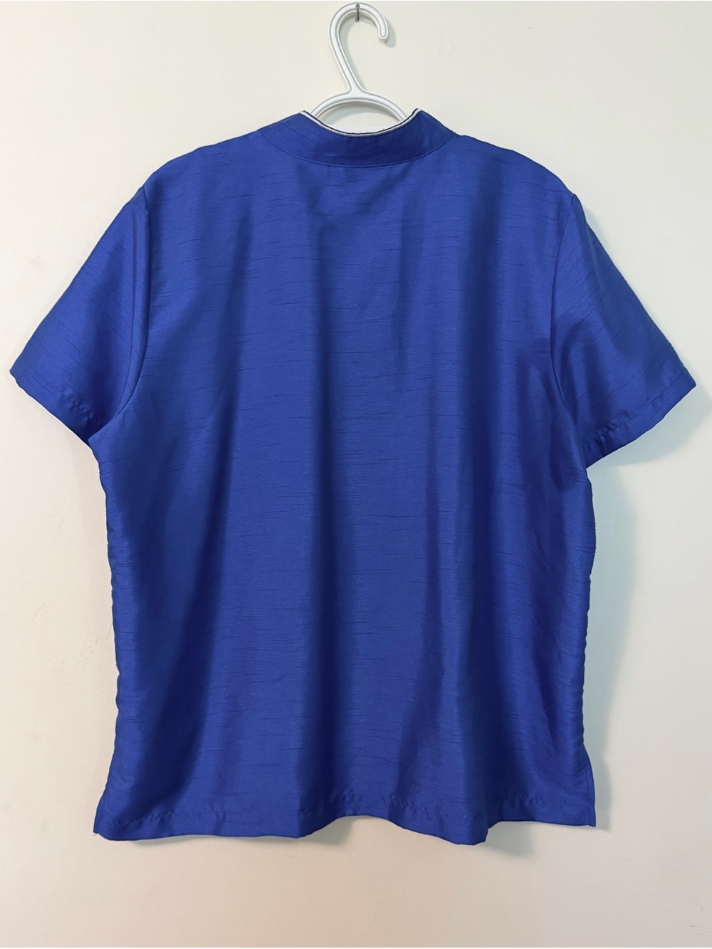 Bob Mackie Wearable Art Vintage Embroidered Button front Shirt XL Blue - Picture 2 of 12